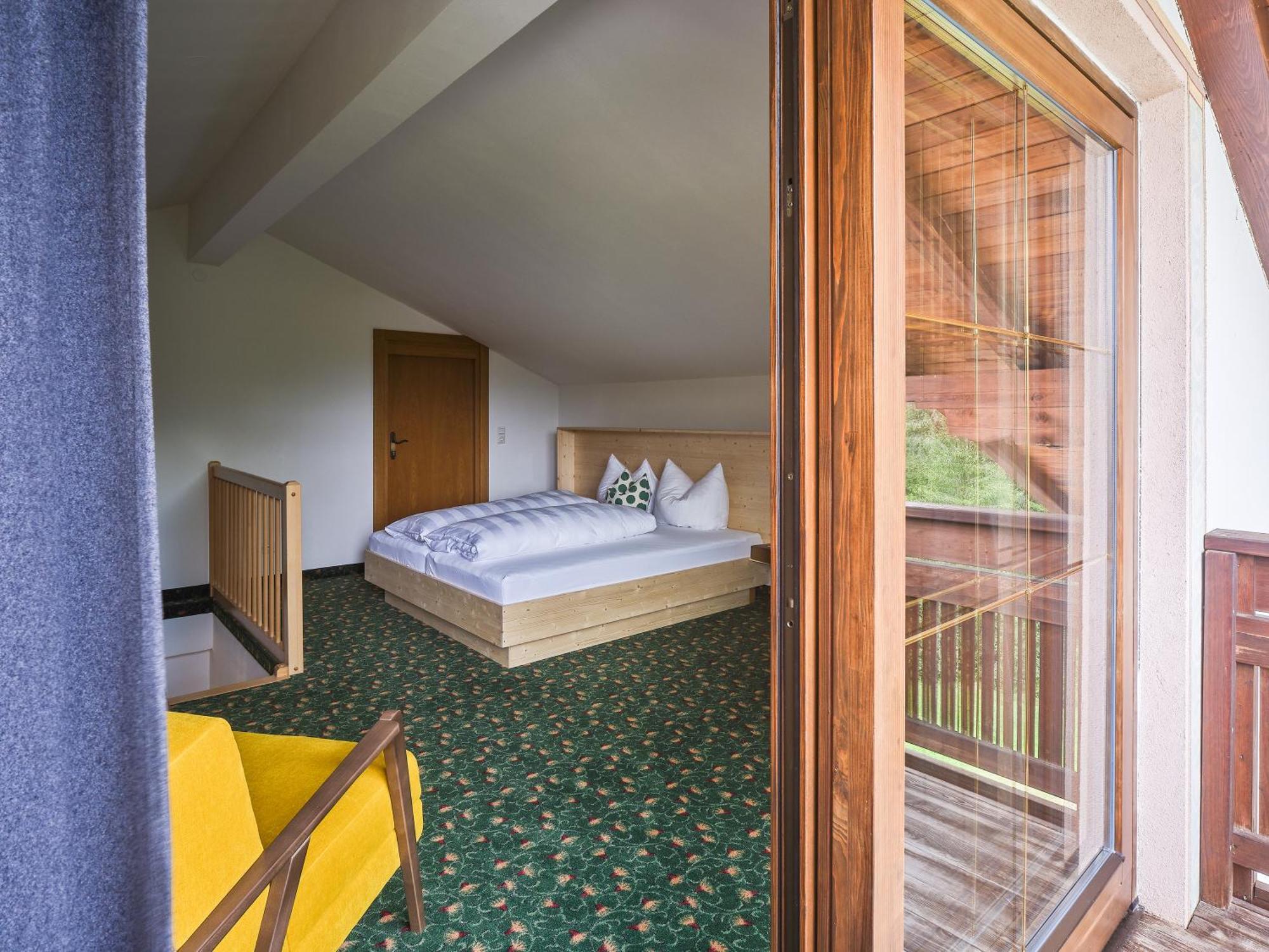 Design Apartments & Zimmer - Zugspitze Leutasch Room photo